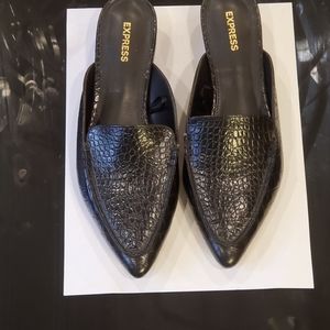 Women's Express Textured Slide Loafer